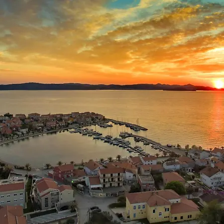 Дом отдыха Family Friendly House With A Swimming Pool Bibinje, Zadar - 23364