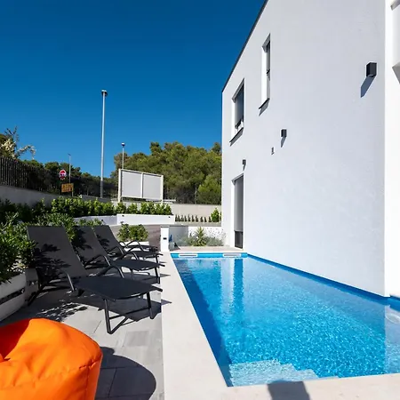 Family Friendly House With A Swimming Pool Bibinje, Zadar - 23364 Бибинье