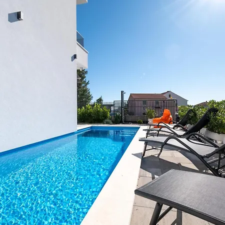 Holiday home Family Friendly House With A Swimming Pool Bibinje, Zadar - 23364